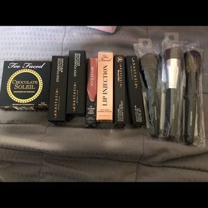 Cosmetic & skincare lot